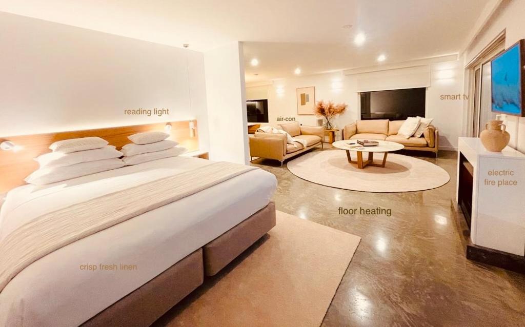 Falmouth Saltwater - Absolute Oceanfront, Fire Pits, Some Villas With Hot Tubs And Sauna מראה חיצוני תמונה