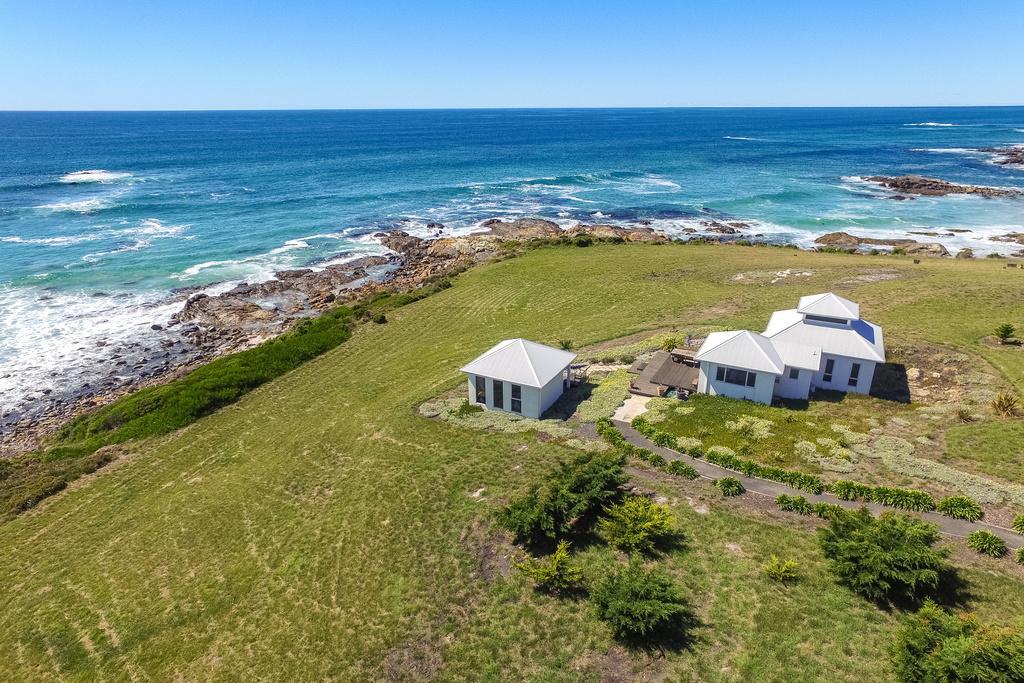 Falmouth Saltwater - Absolute Oceanfront, Fire Pits, Some Villas With Hot Tubs And Sauna מראה חיצוני תמונה