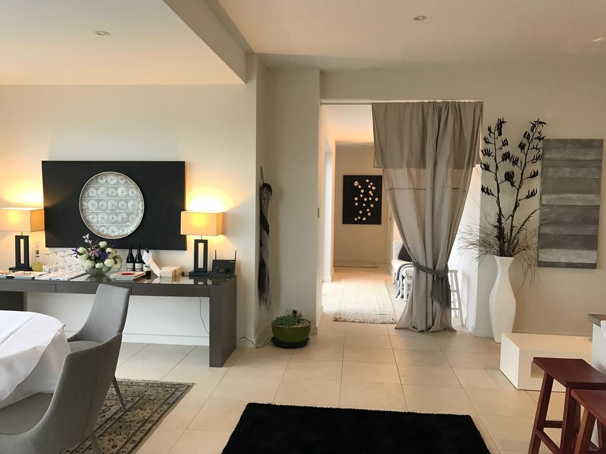 Falmouth Saltwater - Absolute Oceanfront, Fire Pits, Some Villas With Hot Tubs And Sauna מראה חיצוני תמונה