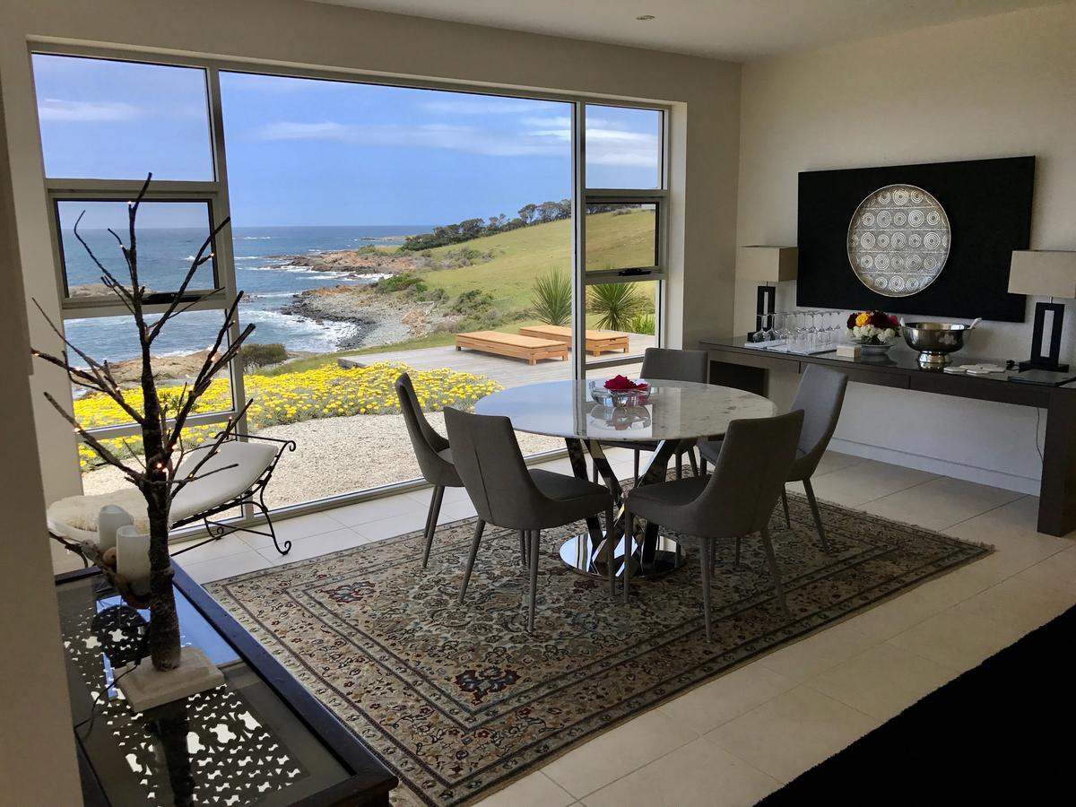Falmouth Saltwater - Absolute Oceanfront, Fire Pits, Some Villas With Hot Tubs And Sauna מראה חיצוני תמונה